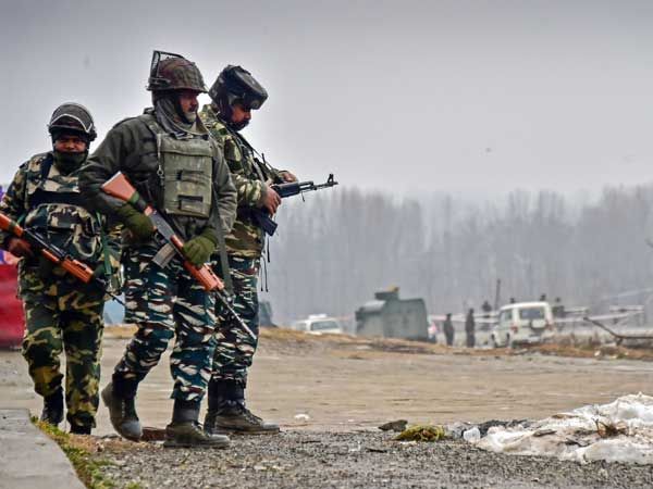 Memorial candles and flowers in Pahalgam after the April 2025 terrorist attack
